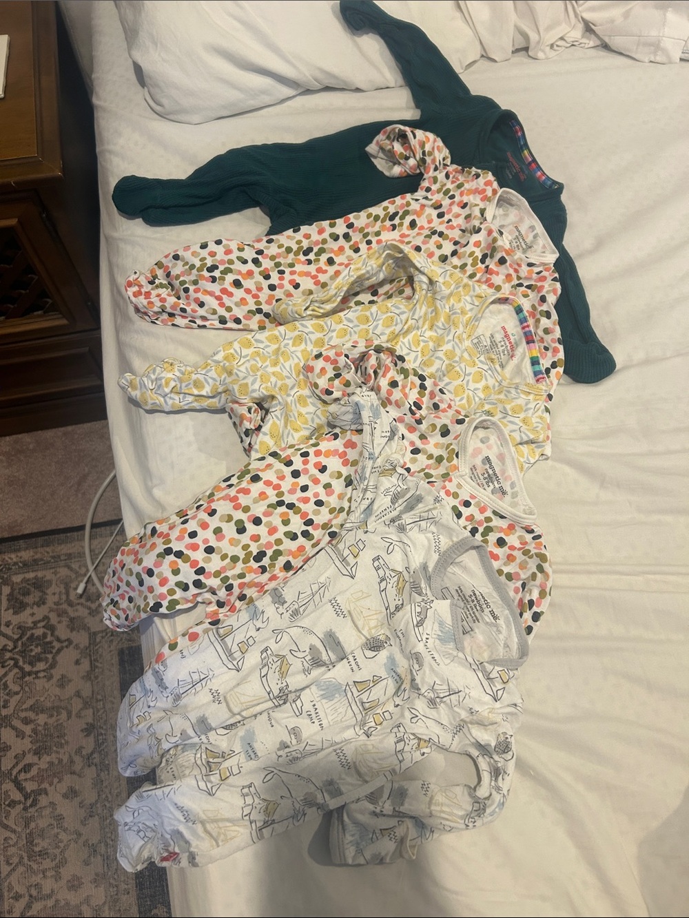 MagneticMe Unisex Newborn (5-8 lbs) Onesie Bundle (set of 5)